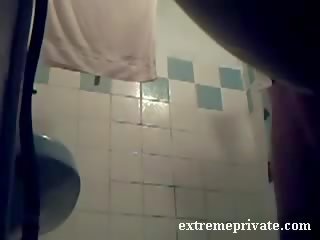 Ukryty kamera mój siostra 19 roku w łazienka film